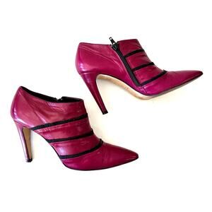 Tibi New York Heeled Bootie Size 7.5 Fuschia Pink Purple Black Ruffle